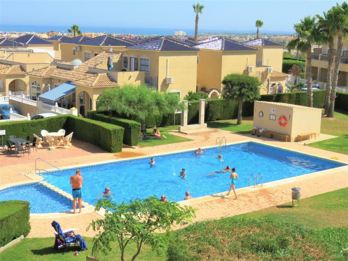 Penthouse Bellavista With Sea Views Apartman Torrevieja Kültér fotó
